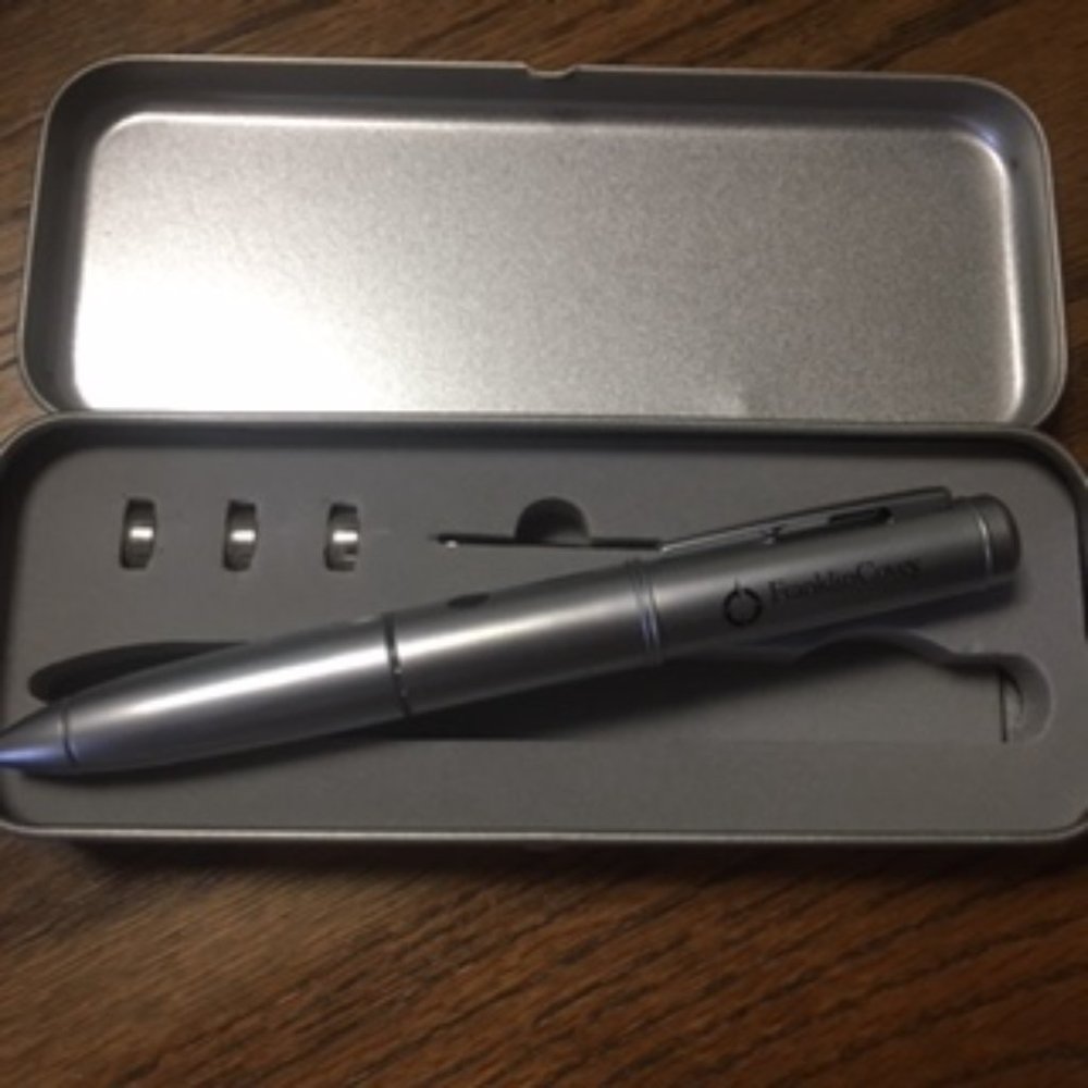 NEW  Franklin Covey Executive Pen/Flash Drive